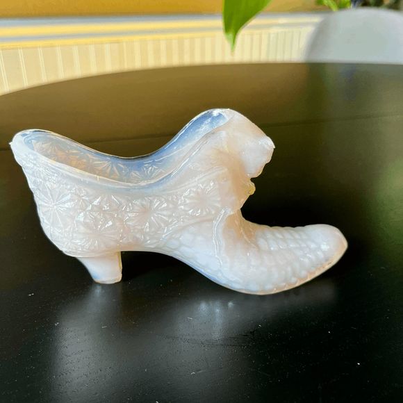 Boyd Crystal Art Glass Daisy Button Cat Slipper Pink Shoe B285 - Picture 5 of 8